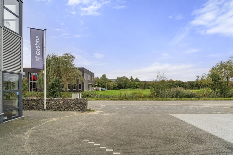BedrijfsruimteaanExa 10<br/> inZevenaar