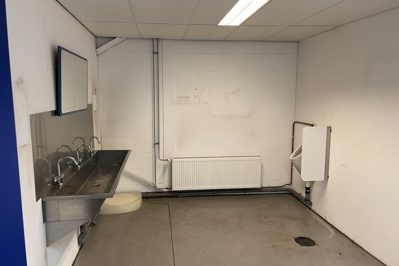 BedrijfsruimteaanLeemstraat 7<br/> inRoosendaal