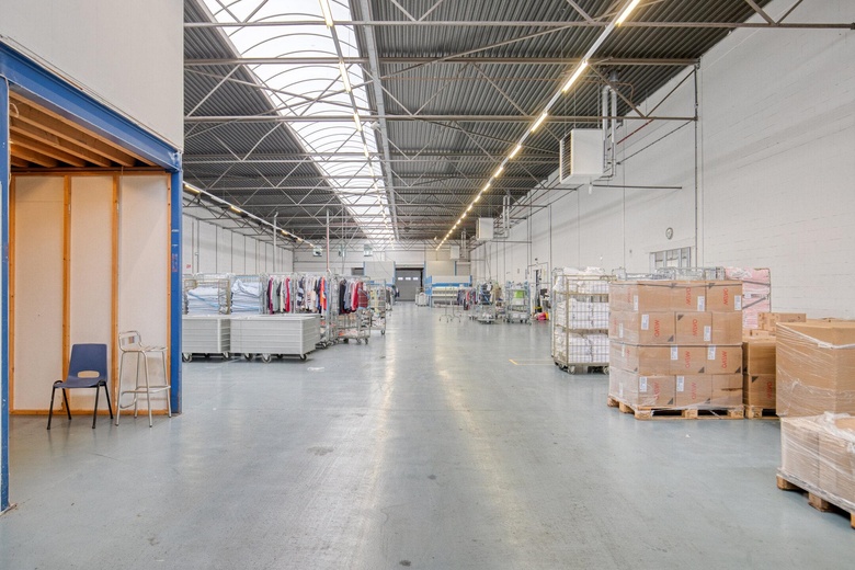 BedrijfsruimteaanIndustrieweg 10<br/> inAlphen aan den Rijn BedrijfsruimteaanIndustrieweg 10<br/> inAlphen aan den Rijn