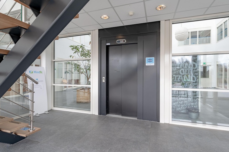 KantoorruimteaanDe Schans 9A<br/> inHardenberg KantoorruimteaanDe Schans 9A<br/> inHardenberg
