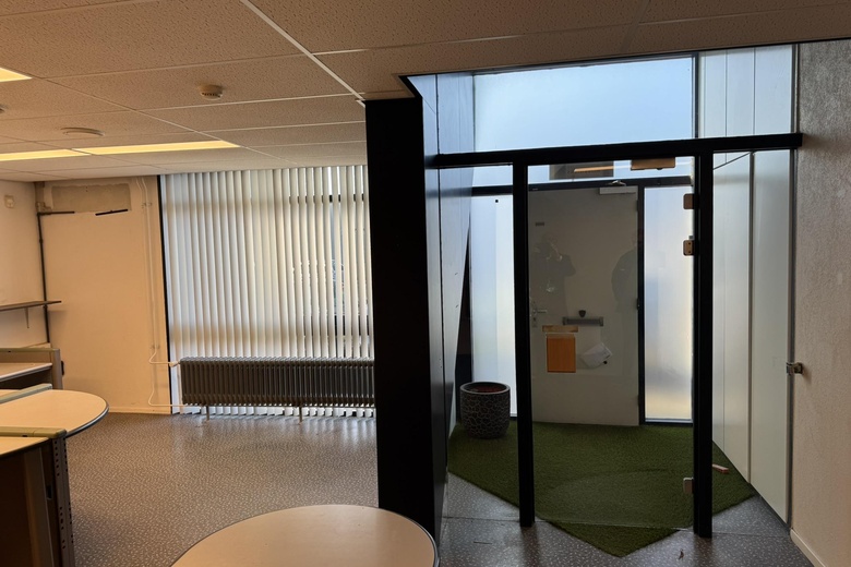 BedrijfsruimteaanRadarstraat 10 B<br/> inCapelle aan den IJssel