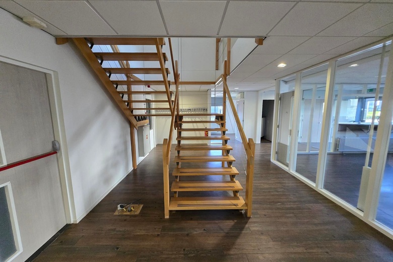 BedrijfsruimteaanNijverheidstraat 2<br/> inMoerkapelle BedrijfsruimteaanNijverheidstraat 2<br/> inMoerkapelle