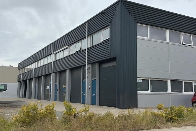 BedrijfsruimteaanVoltaweg 18 02<br/> inHellevoetsluis