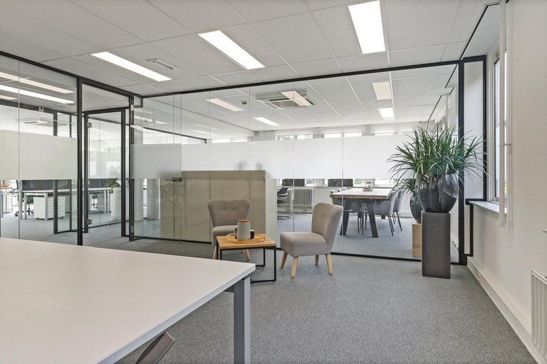 KantoorruimteaanBosscheweg 42<br/> inBerkel-Enschot KantoorruimteaanBosscheweg 42<br/> inBerkel-Enschot