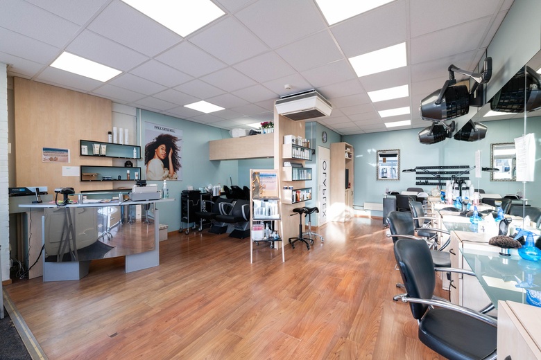 BedrijfsruimteaanForel 2 c<br/> inHellevoetsluis