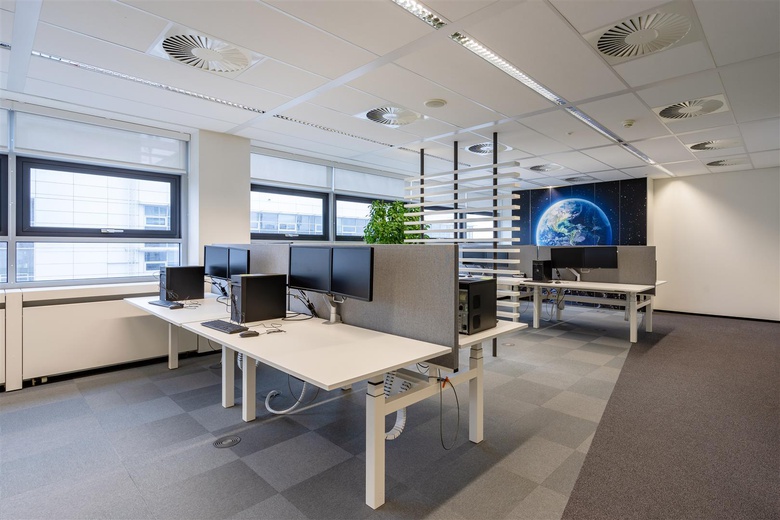 KantoorruimteaanWilhelmina van Pruisenweg 2<br/> inDen Haag