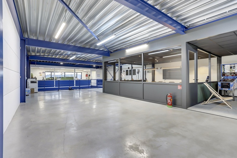 BedrijfsruimteaanCoenecoop 3 D 2<br/> inWaddinxveen