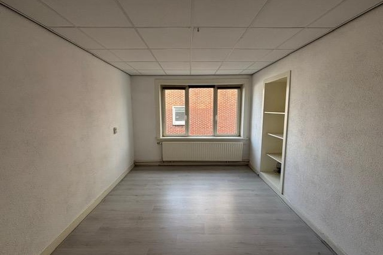 BedrijfsruimteaanTolstraat 8<br/> inEnschede