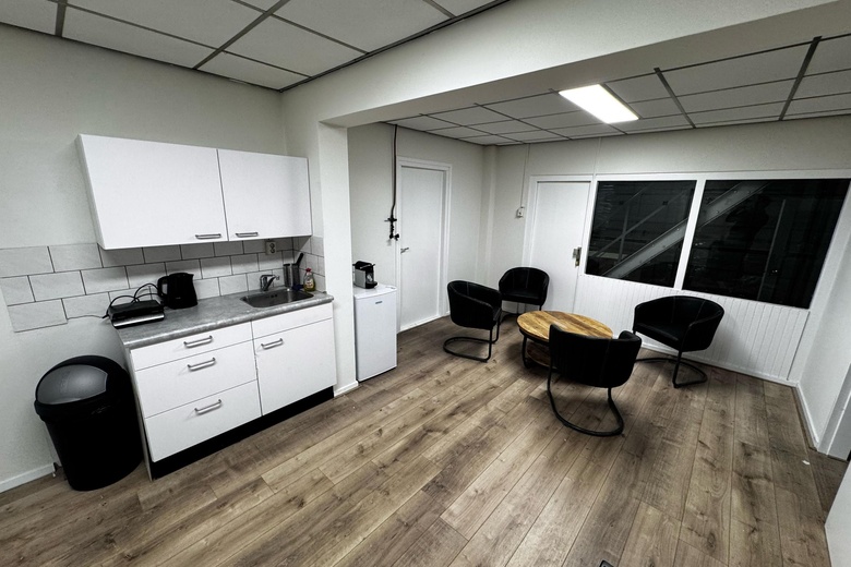 KantoorruimteaanMolenvliet 17<br/> inZwijndrecht