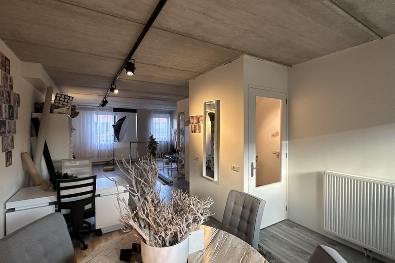 BedrijfsruimteaanParallelweg 65<br/> inVolendam