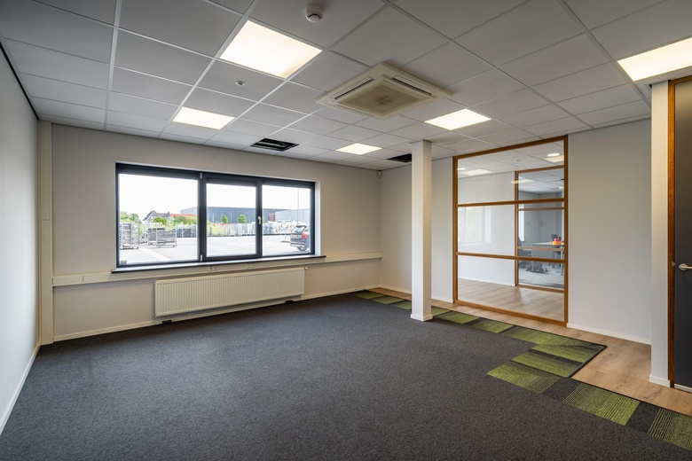 BedrijfsruimteaanRandweg 141<br/> inUithoorn