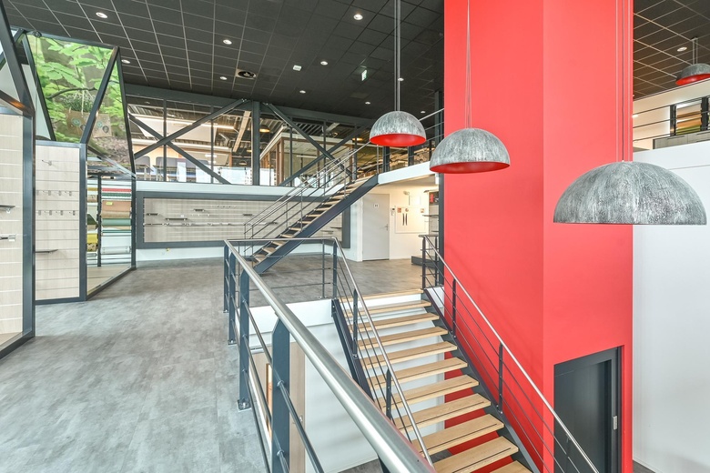 BedrijfsruimteaanDe Loetenweg 2<br/> inAmstelveen BedrijfsruimteaanDe Loetenweg 2<br/> inAmstelveen