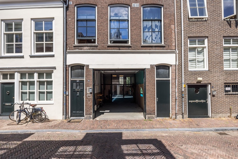 Bekijk foto Kantoorruimte aan de Annastraat 10 in Utrecht Bekijk foto Kantoorruimte aan de Annastraat 10 in Utrecht