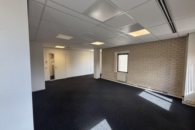 KantoorruimteaanNieuwe Tiendweg 11 a<br/> inKrimpen aan den IJssel KantoorruimteaanNieuwe Tiendweg 11 a<br/> inKrimpen aan den IJssel