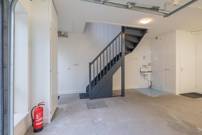 BedrijfsruimteaanMeer en Duin 255<br/> inLisse