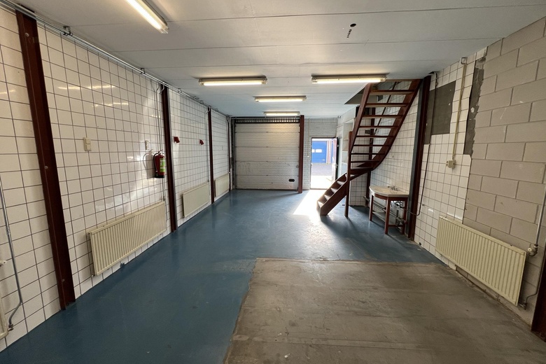BedrijfsruimteaanPenningweg 16<br/> inZaandam BedrijfsruimteaanPenningweg 16<br/> inZaandam