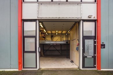 Bekijk foto 2 van Installatieweg 15