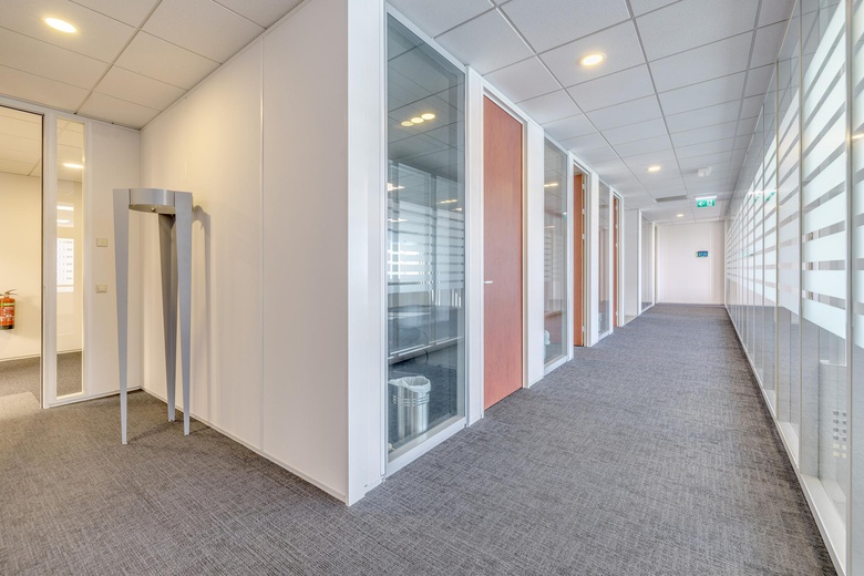 KantoorruimteaanRessenerbroek 24 a<br/> inHeteren KantoorruimteaanRessenerbroek 24 a<br/> inHeteren