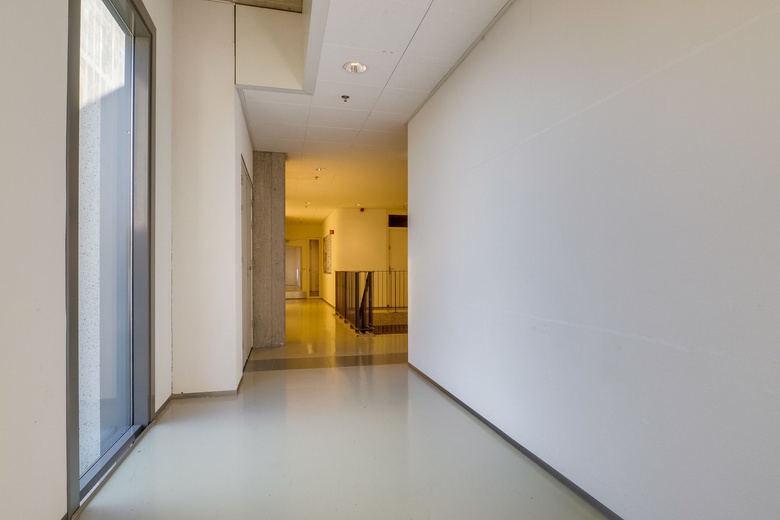 KantoorruimteaanElzenkade 1<br/> inHouten