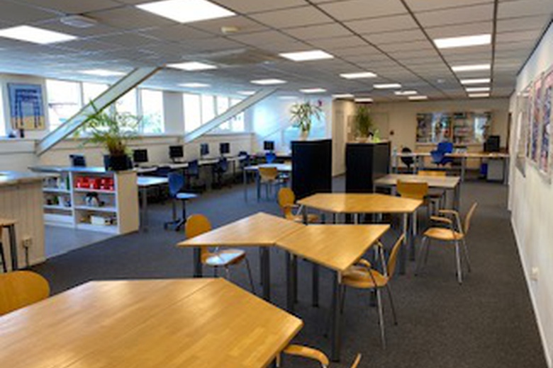 BedrijfsruimteaanZeisterweg 81 b<br/> inOdijk