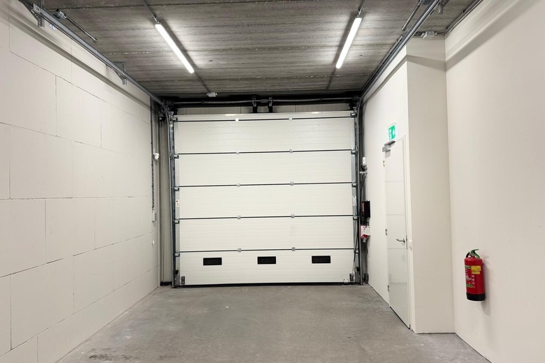 BedrijfsruimteaanHavenstraat 72 d<br/> inHuizen