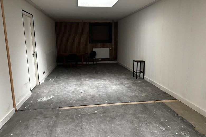 BedrijfsruimteaanMeester Willem Schorerstraat 4<br/> inHoofdplaat