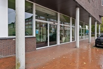 Bekijk foto 3 van Vredesplein 5 Bekijk foto 3 van Vredesplein 5