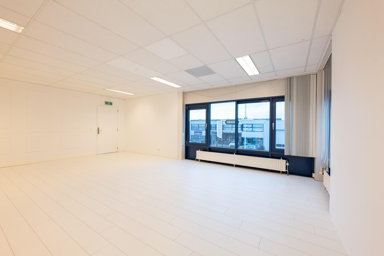 KantoorruimteaanPascalweg 7<br/> inSpijkenisse KantoorruimteaanPascalweg 7<br/> inSpijkenisse
