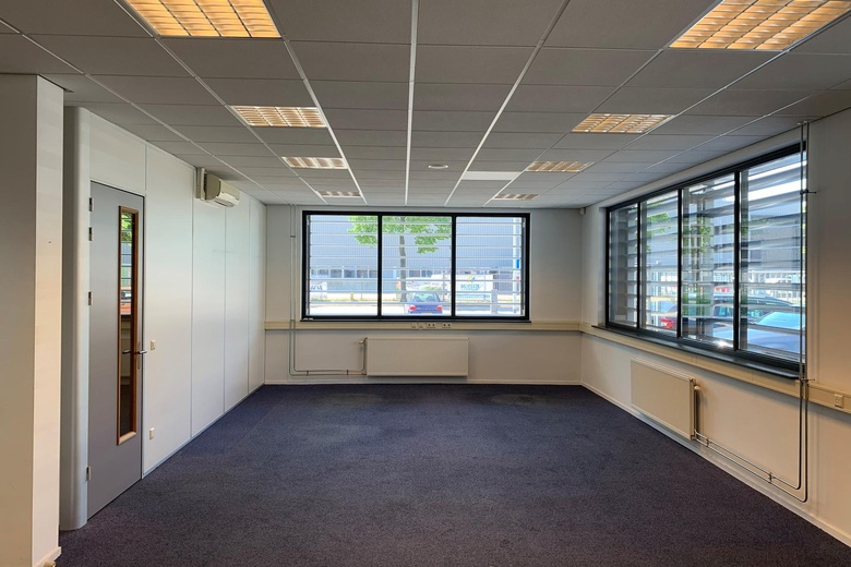 BedrijfsruimteaanHurksestraat 20 D<br/> inEindhoven BedrijfsruimteaanHurksestraat 20 D<br/> inEindhoven