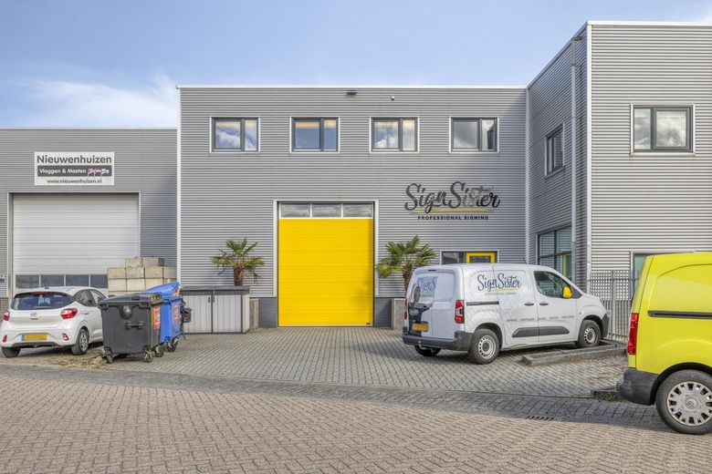 BedrijfsruimteaanTinus van der Sijdestraat 7<br/> inSprang