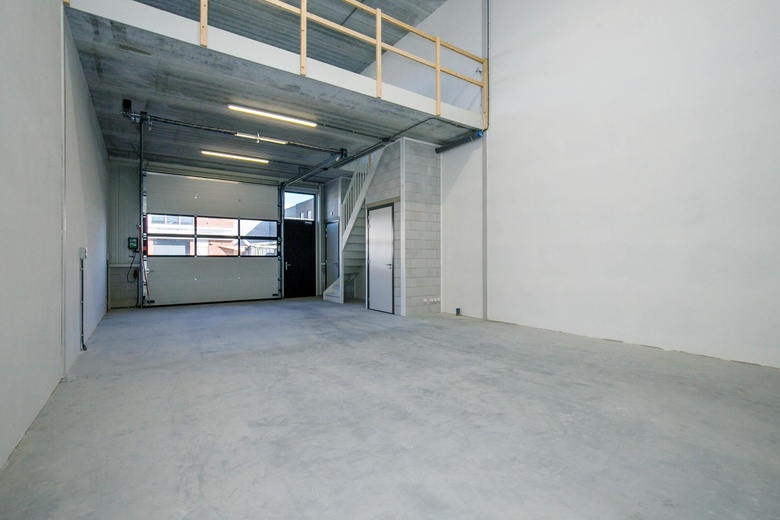 BedrijfsruimteaanSteenfabriekstraat 19 - 39<br/> inBergambacht BedrijfsruimteaanSteenfabriekstraat 19 - 39<br/> inBergambacht