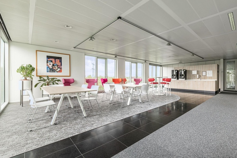 KantoorruimteaanHigh Tech Campus 51<br/> inEindhoven KantoorruimteaanHigh Tech Campus 51<br/> inEindhoven