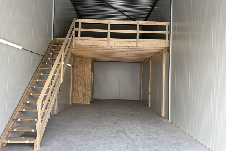 BedrijfsruimteaanCuriestraat 3 13<br/> inHarlingen