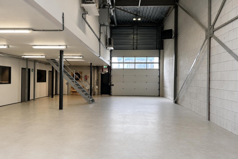 BedrijfsruimteaanElandstraat 104<br/> inCapelle aan den IJssel