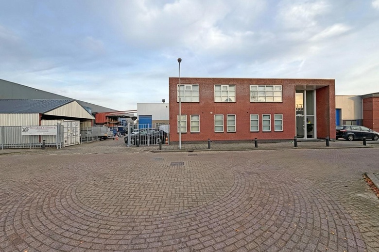 BedrijfsruimteaanLelystraat 17<br/> inSliedrecht