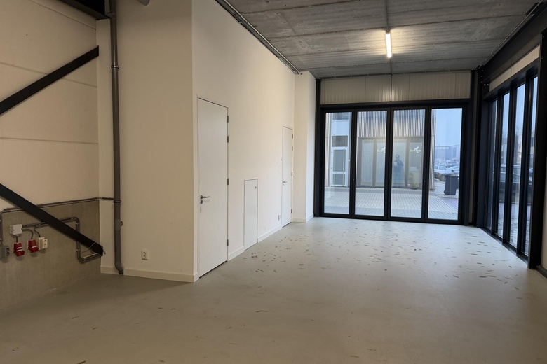 BedrijfsruimteaanBolstoen 12 X<br/> inAmsterdam