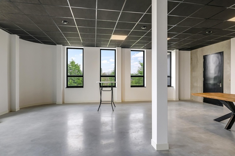 KantoorruimteaanTransportcentrum 8<br/> inBeugen