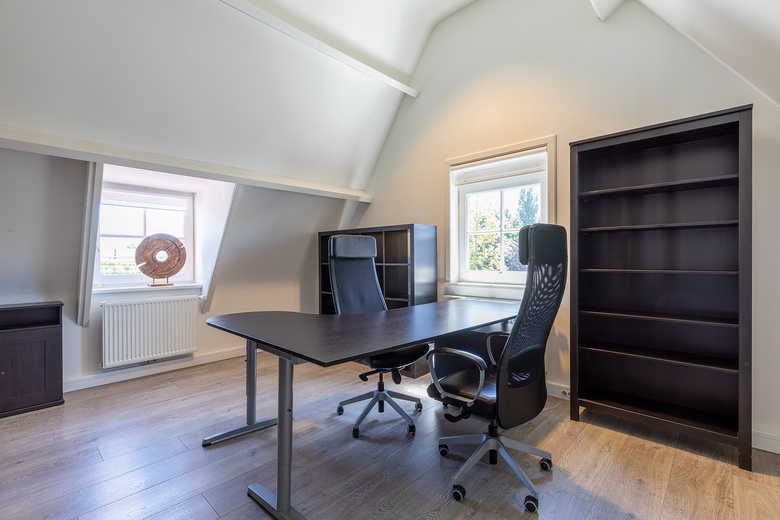 KantoorruimteaanZwaardklamp 9<br/> inHuizen KantoorruimteaanZwaardklamp 9<br/> inHuizen