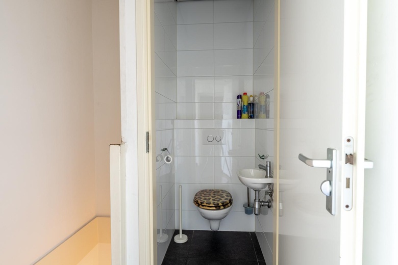 BedrijfsruimteaanNijverheidstraat 4<br/> inWijk en Aalburg