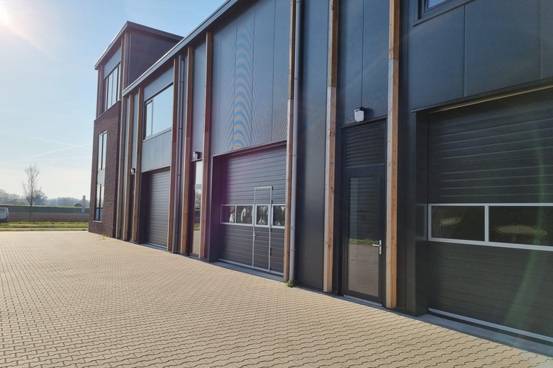 BedrijfsruimteaanZonnehorst 13 e<br/> inZutphen BedrijfsruimteaanZonnehorst 13 e<br/> inZutphen
