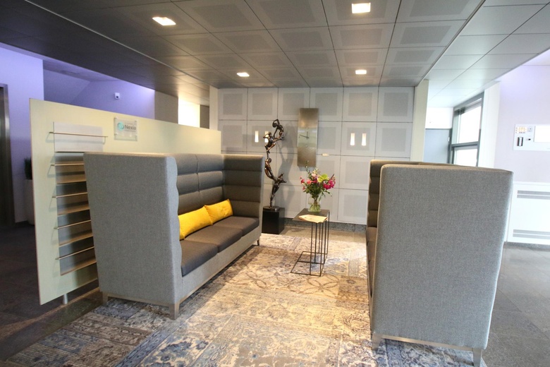KantoorruimteaanHogeweg 43<br/> inZaltbommel KantoorruimteaanHogeweg 43<br/> inZaltbommel