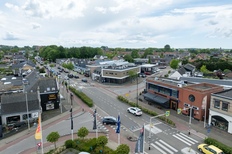 WinkelruimteaanRijksstraatweg 63<br/> inHellevoetsluis