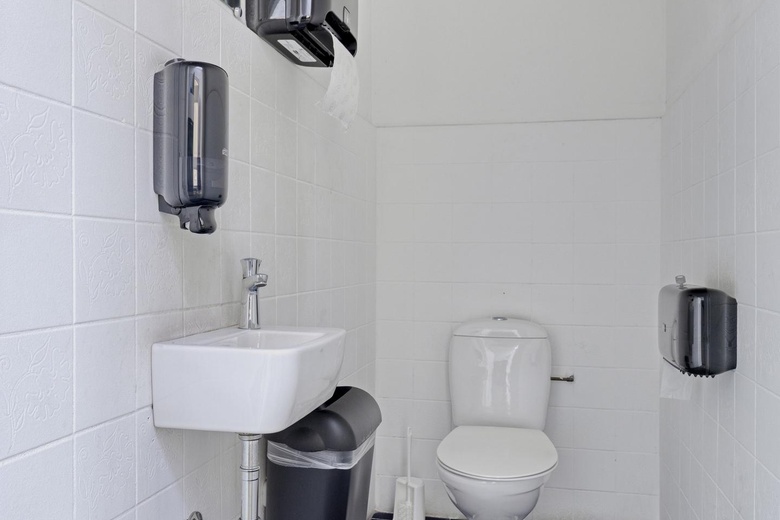 BedrijfsruimteaanSchouwslootweg 7<br/> inWaalwijk