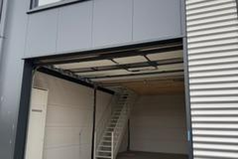 BedrijfsruimteaanRandweg 21<br/> inEmmeloord