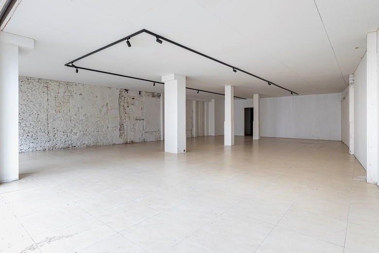 WinkelruimteaanVoorstraat 21<br/> inWoerden WinkelruimteaanVoorstraat 21<br/> inWoerden