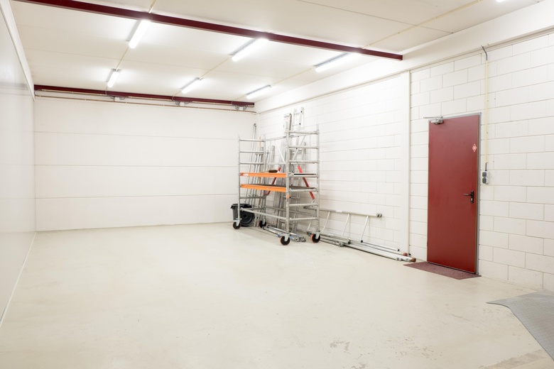 BedrijfsruimteaanVlierberg 24 6<br/> inEemnes