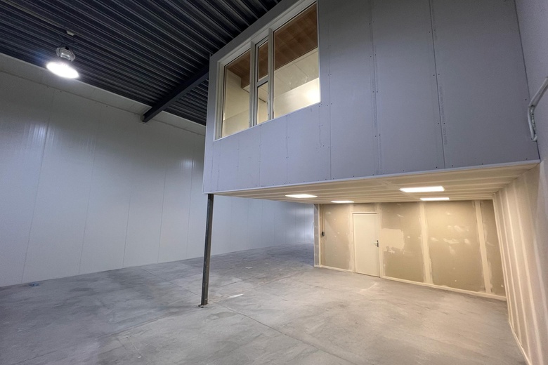 BedrijfsruimteaanWagenmakerstraat 3<br/> inAssen