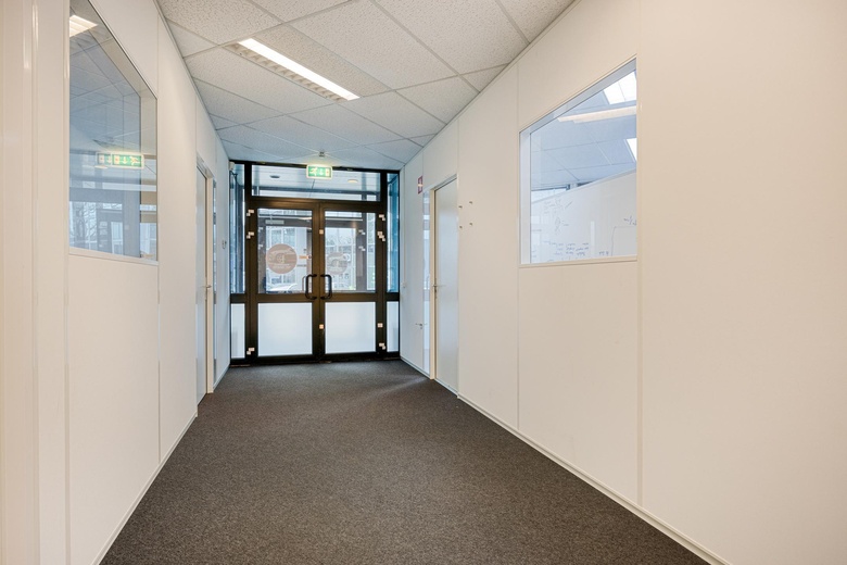 KantoorruimteaanOverwegwachter 6<br/> inRotterdam