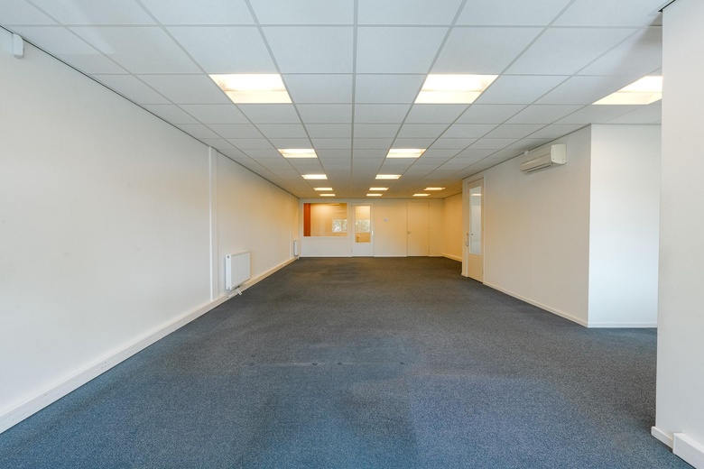 BedrijfsruimteaanSaksenweg 42 F<br/> inOss BedrijfsruimteaanSaksenweg 42 F<br/> inOss