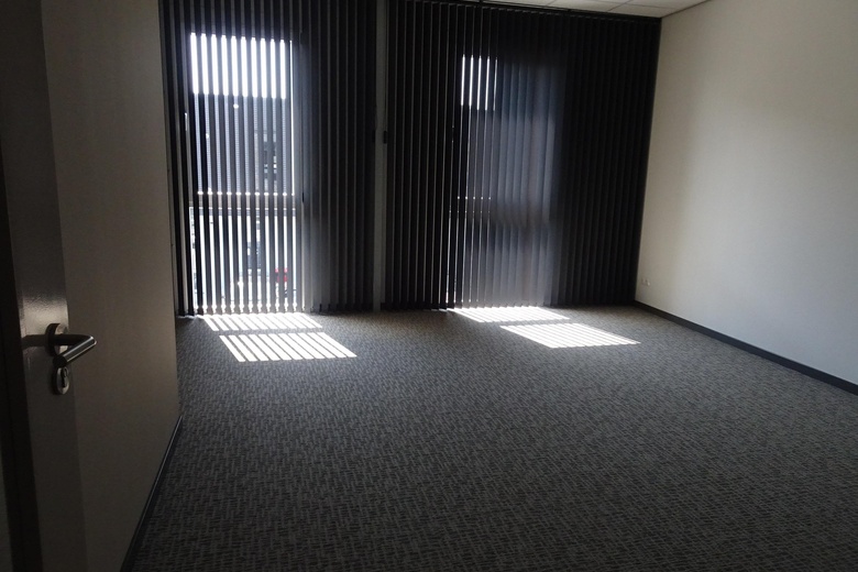 BedrijfsruimteaanZuid-Afrikaweg 3 D<br/> inAalsmeer